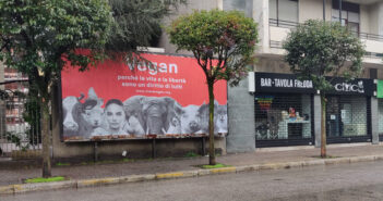 Monza: affissi grandi manifesti per veicolare il messaggio vegan manifesti vegan a monza